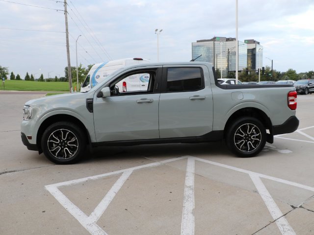 Used 2023 Ford Maverick Lariat w/ Lariat Luxury Package FWD image 4