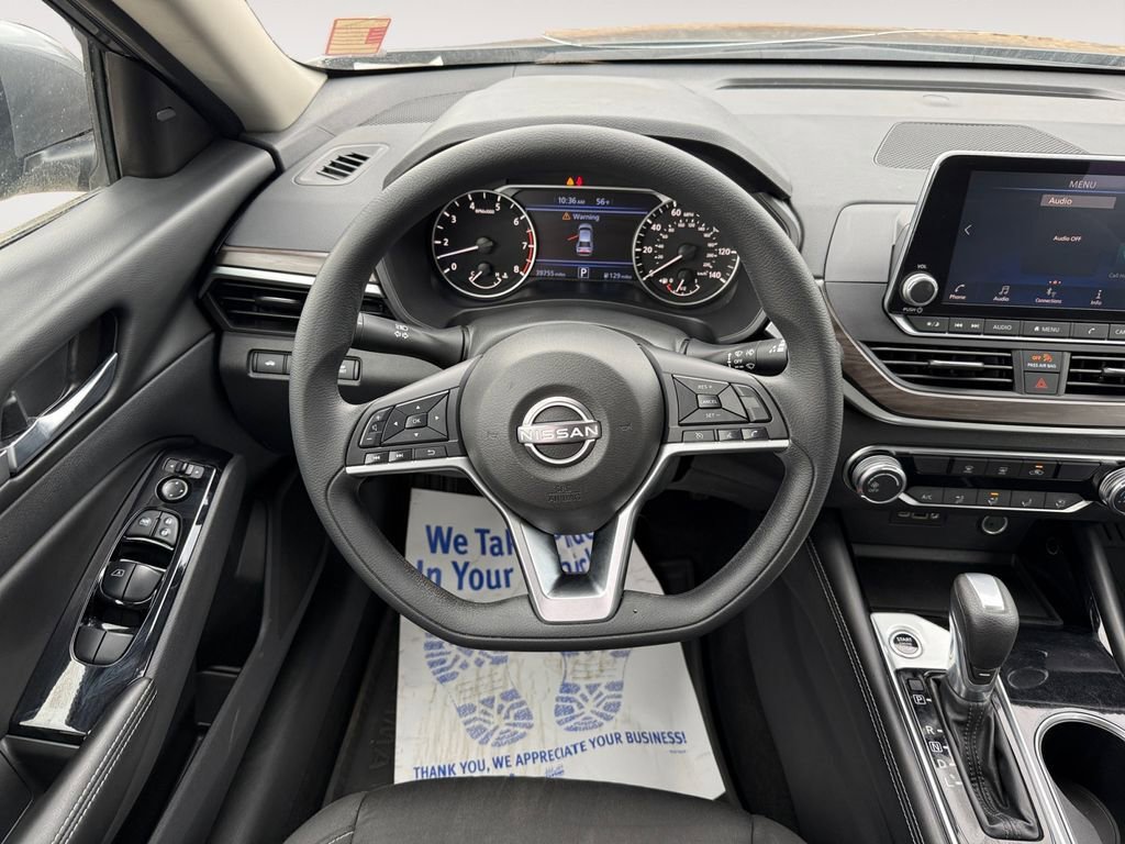 Used 2023 Nissan Altima 2.5 SV image 12