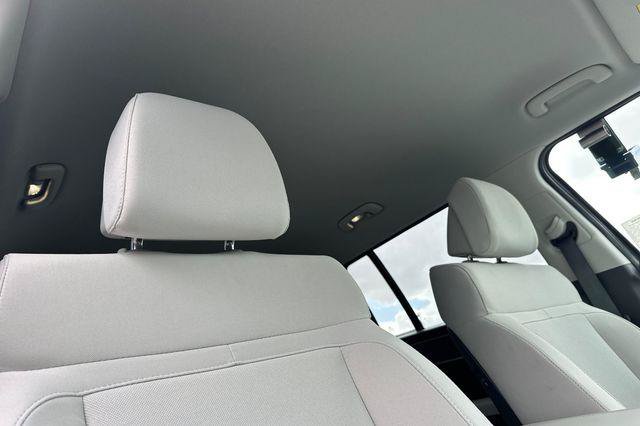 Used 2026 Hyundai Santa Fe SE FWD image 18