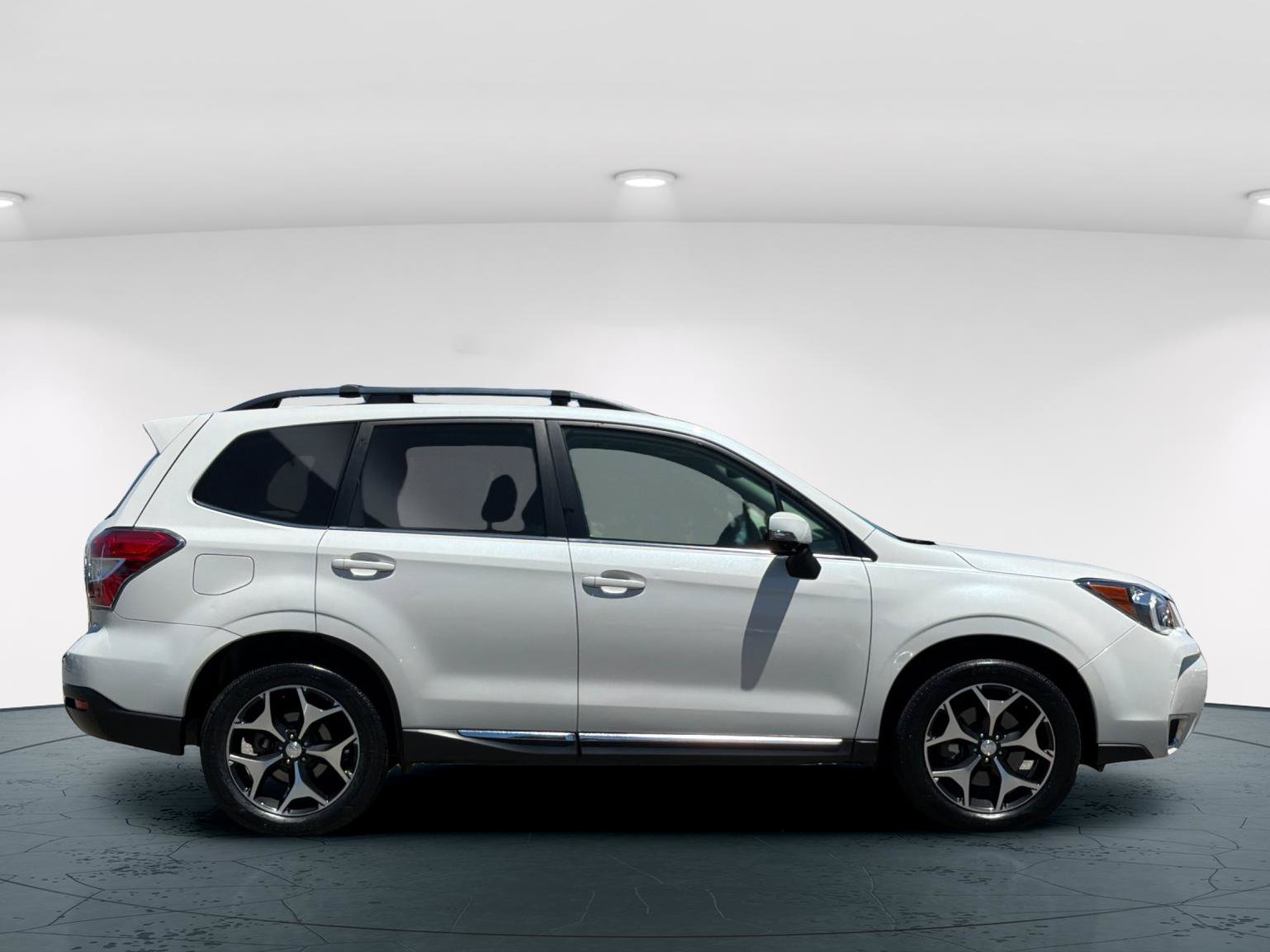 Used 2016 Subaru Forester 2.0XT Touring w/ Eyesight & Navigation System AWD/4WD image 8