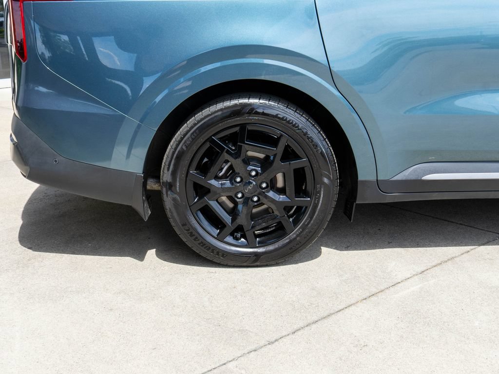 Certified 2025 Kia Carnival SX Prestige FWD image 39