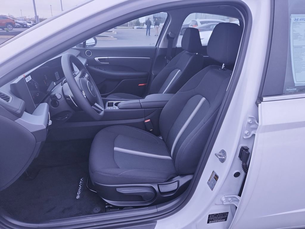 New 2026 Hyundai Sonata Blue FWD image 11