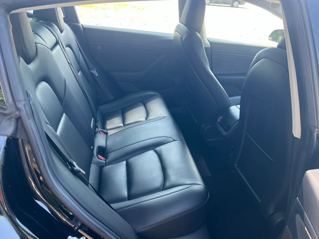 Used 2018 Tesla Model 3 Mid Range RWD image 17