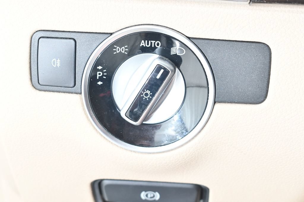 Used 2018 Mercedes-Benz GLE 350 4MATIC image 31