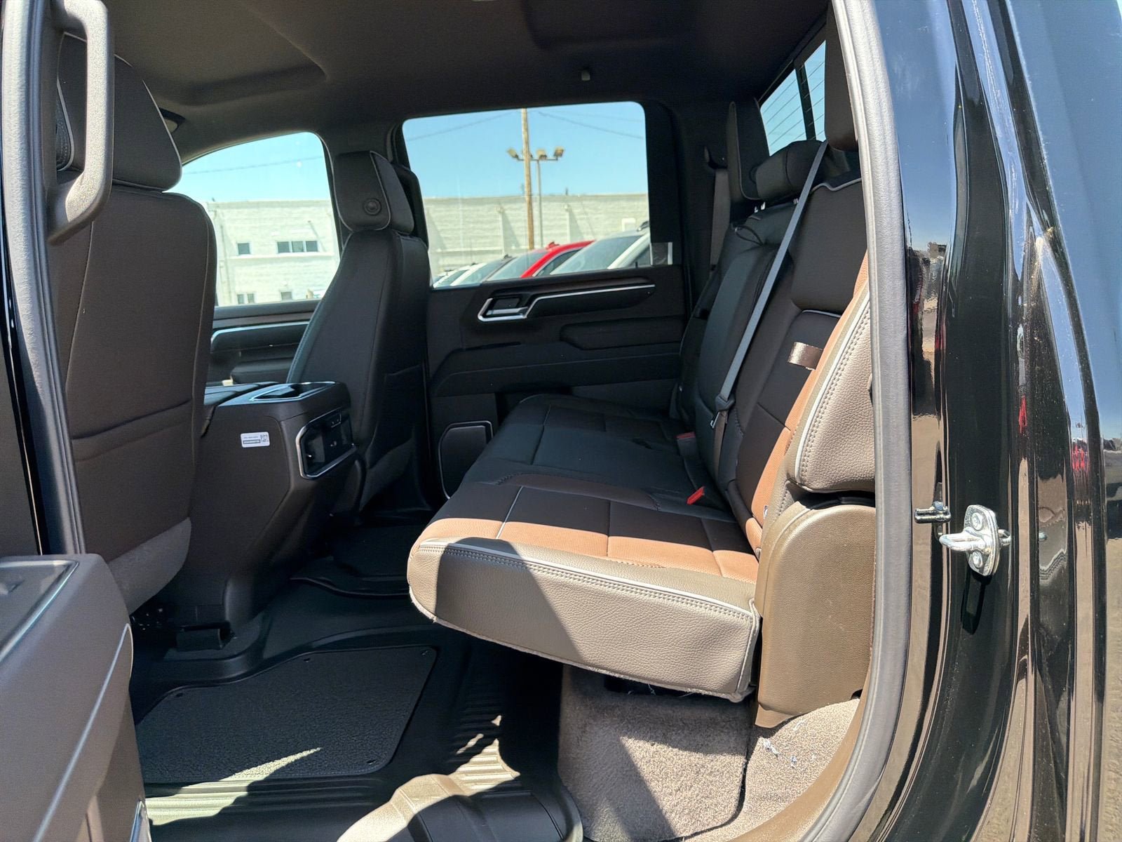 New 2026 GMC Sierra 2500 Denali w/ LPO, Black Badging Package AWD/4WD image 12