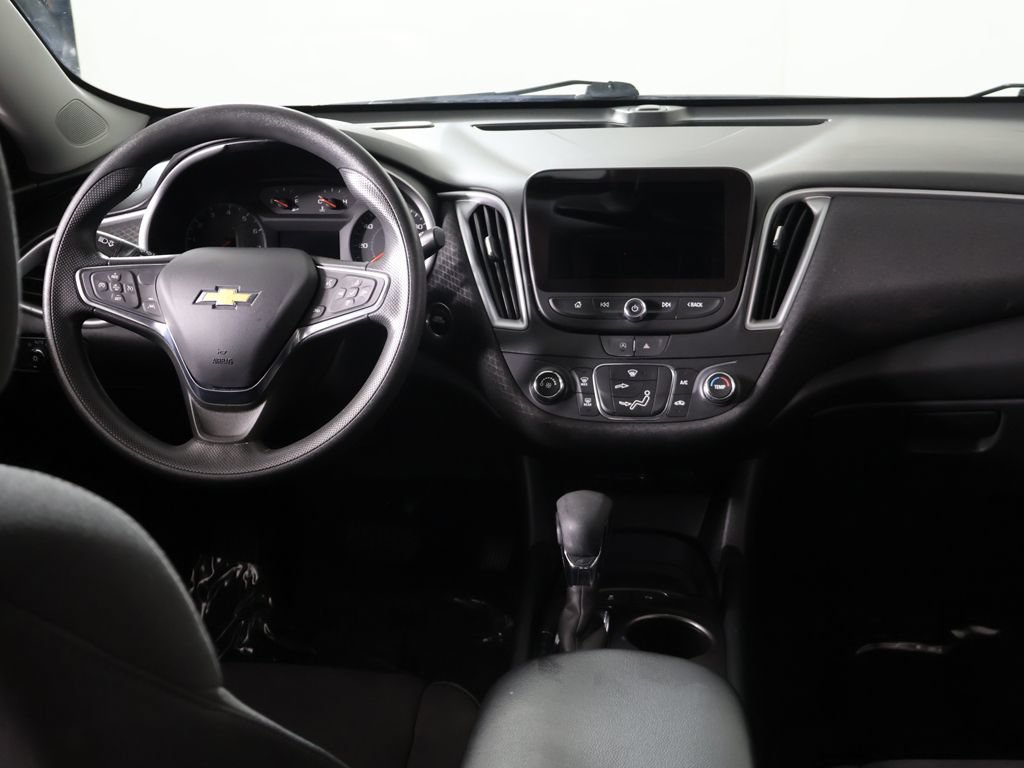 Used 2023 Chevrolet Malibu LS w/ Driver Confidence Package FWD image 28