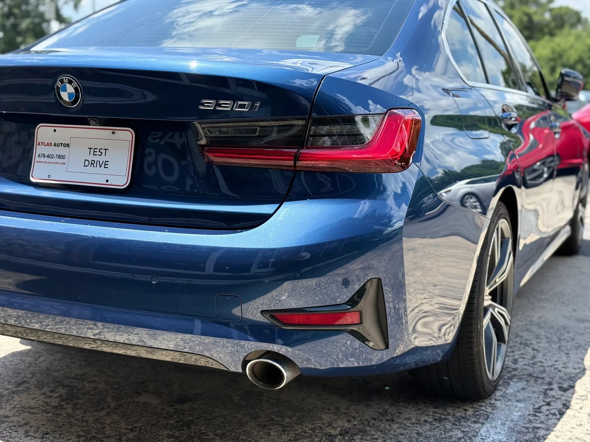 Used 2021 BMW 330i Sedan w/ Premium Package RWD image 12