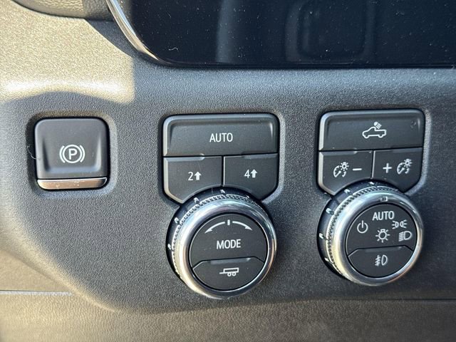 New 2026 GMC Sierra 1500 Elevation image 16