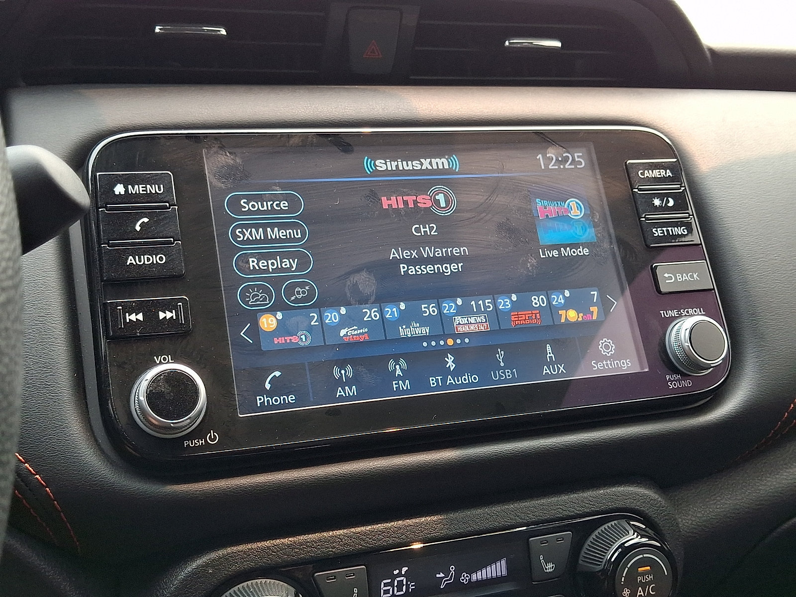 Certified 2023 Nissan Kicks SR w/ SR Premium Package FWD image 18