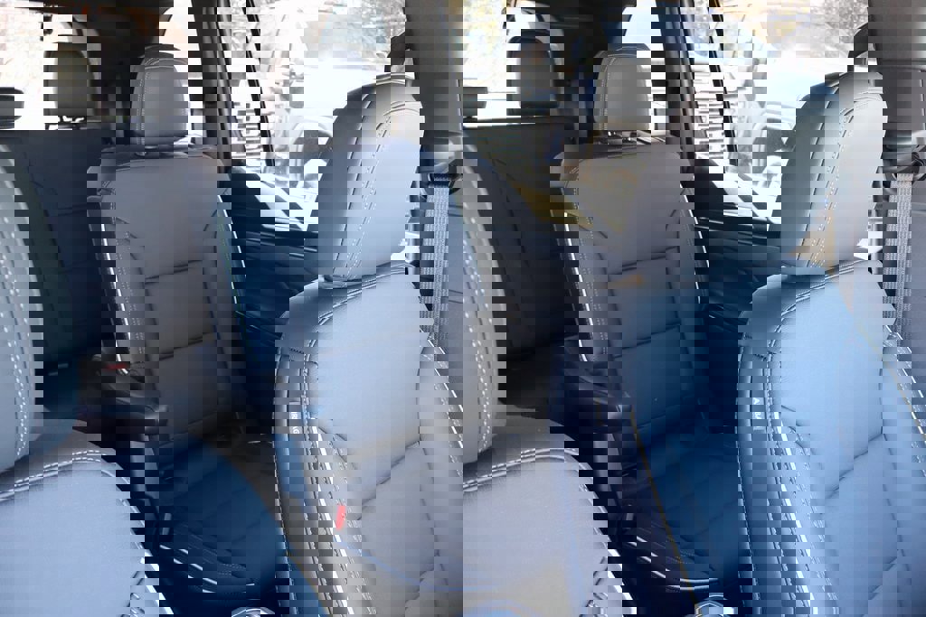 New 2025 Buick Enclave Preferred w/ LPO, Floor Liner Package image 25