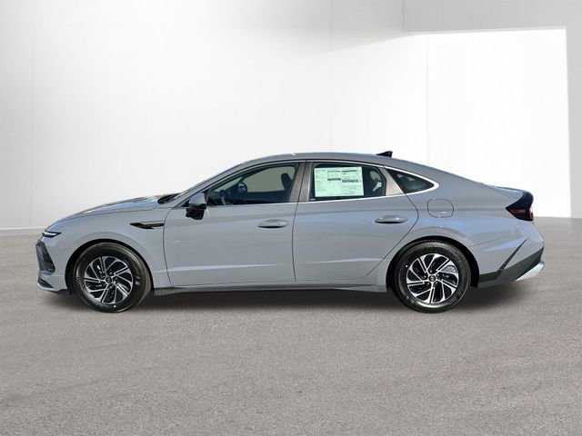 New 2026 Hyundai Sonata Blue FWD image 14