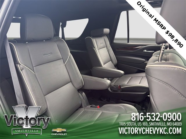 Used 2024 Cadillac Escalade Premium Luxury w/ LPO, Floor Liner Package image 18