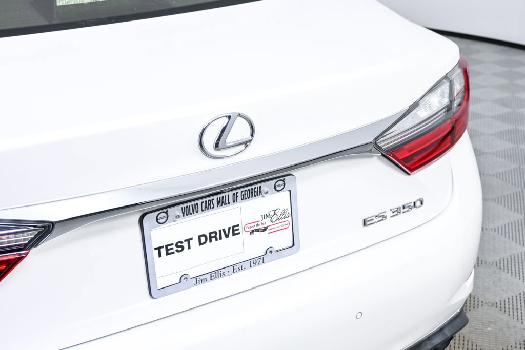 Used 2016 Lexus ES 350 w/ Luxury Package w/Wood Trim image 36