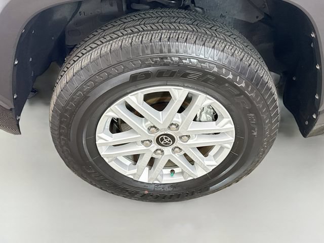 Used 2024 Toyota Tundra SR5 AWD/4WD image 30
