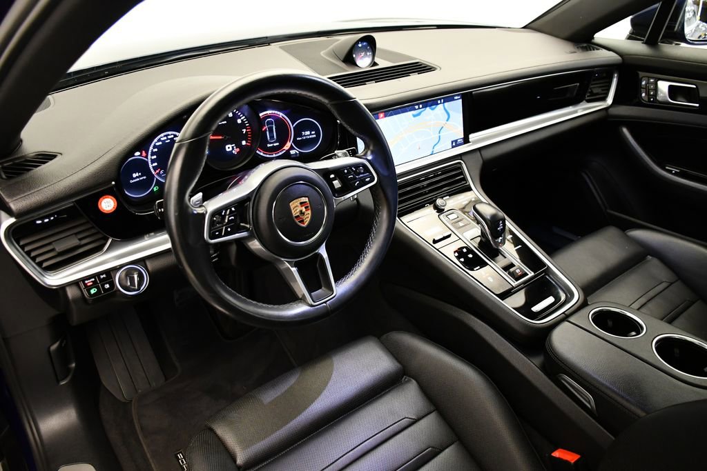 Used 2020 Porsche Panamera 4 image 4