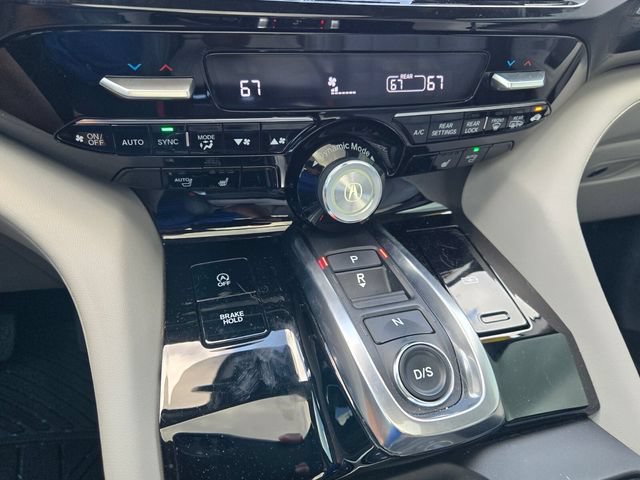 Certified 2024 Acura MDX FWD w/ Technology Package image 18