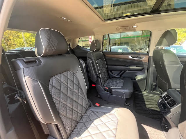 New 2026 Volkswagen Atlas SEL Premium R-Line image 17