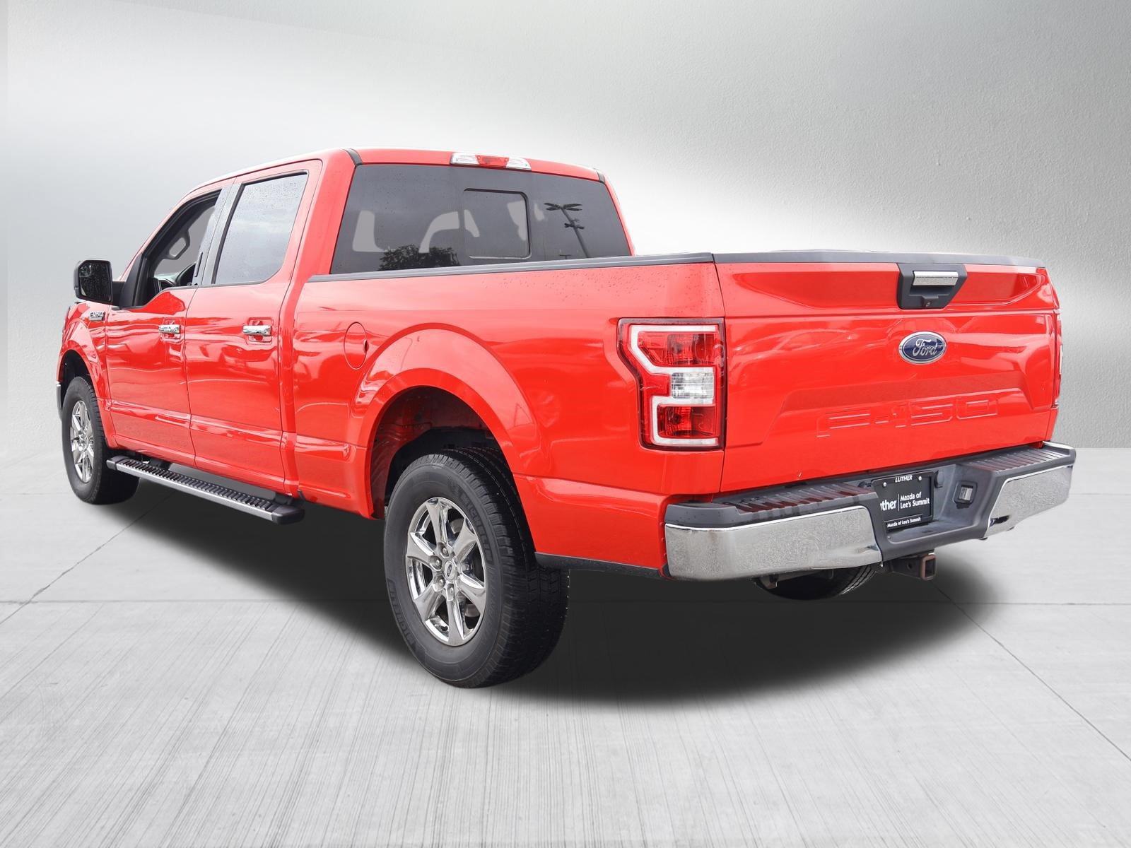 Used 2019 Ford F150 XLT w/ Equipment Group 302A Luxury AWD/4WD image 5