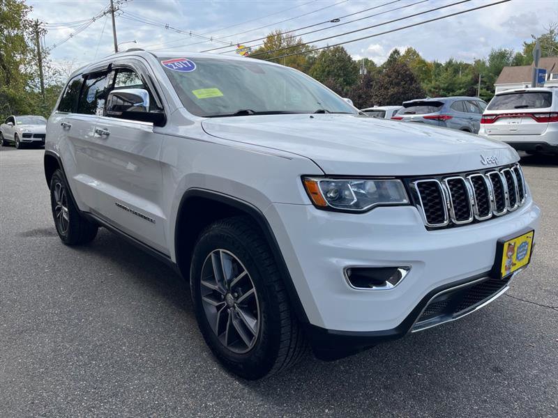 Used 2017 Jeep Grand Cherokee Limited image 4