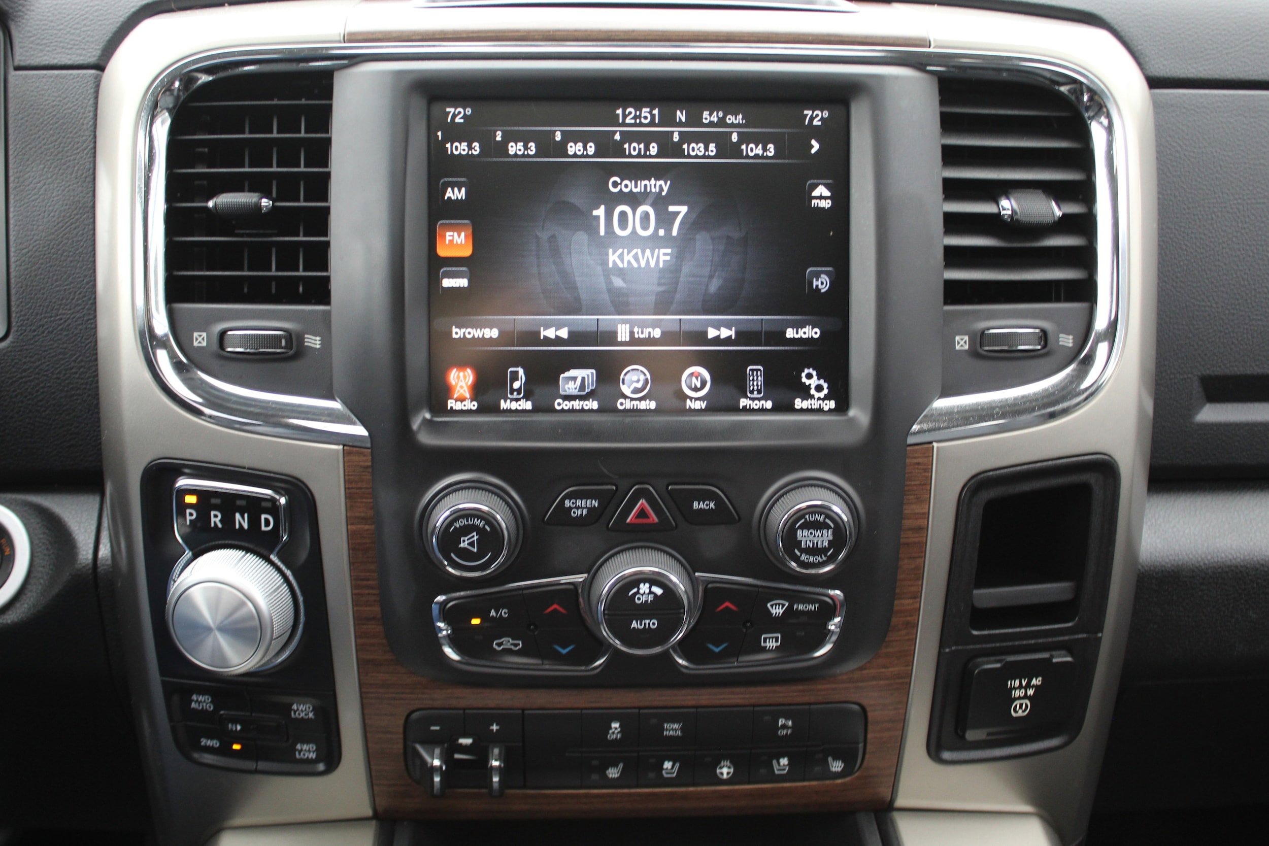 Used 2013 RAM 1500 Laramie w/ Convenience Group AWD/4WD image 31