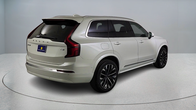 New 2026 Volvo XC90 T8 Ultra w/ Protection Package Premier AWD/4WD image 7