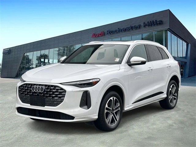 Certified 2025 Audi Q5 Premium Plus w/ Premium Plus image 1