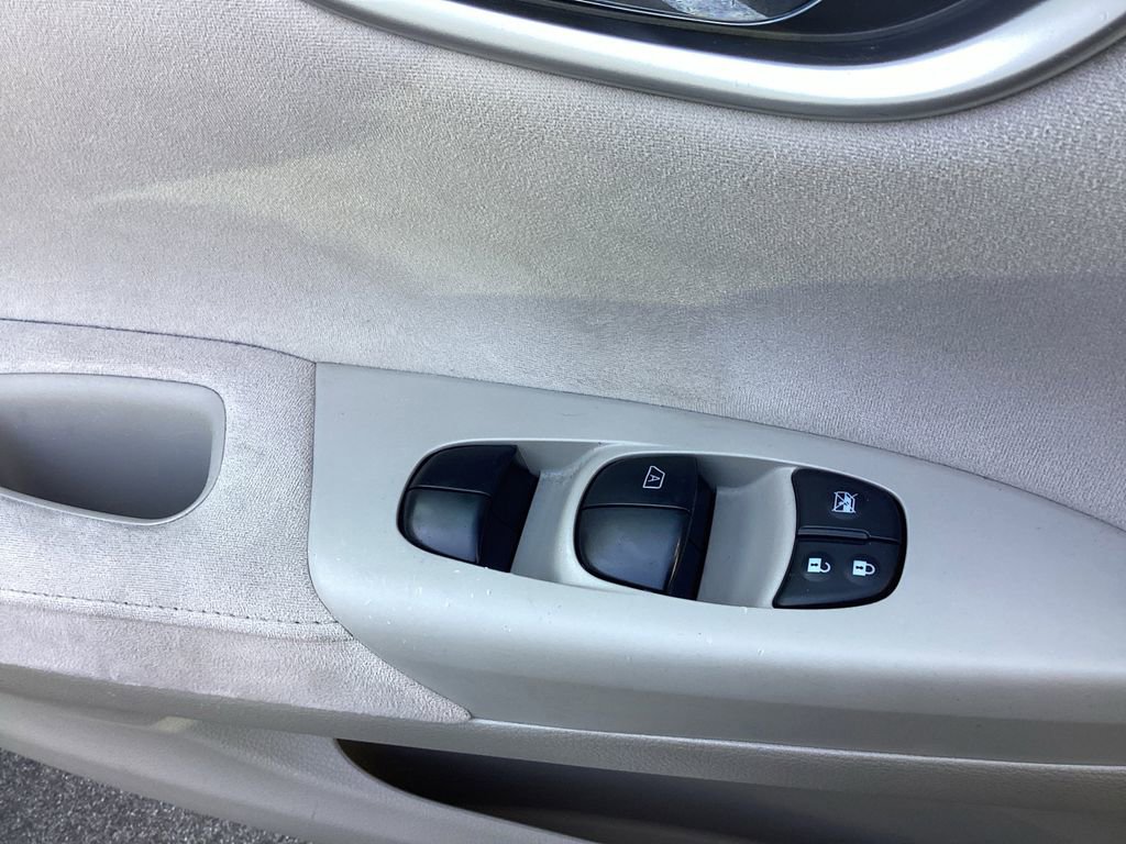 Used 2013 Nissan Sentra SV w/ Driver Pkg FWD image 38