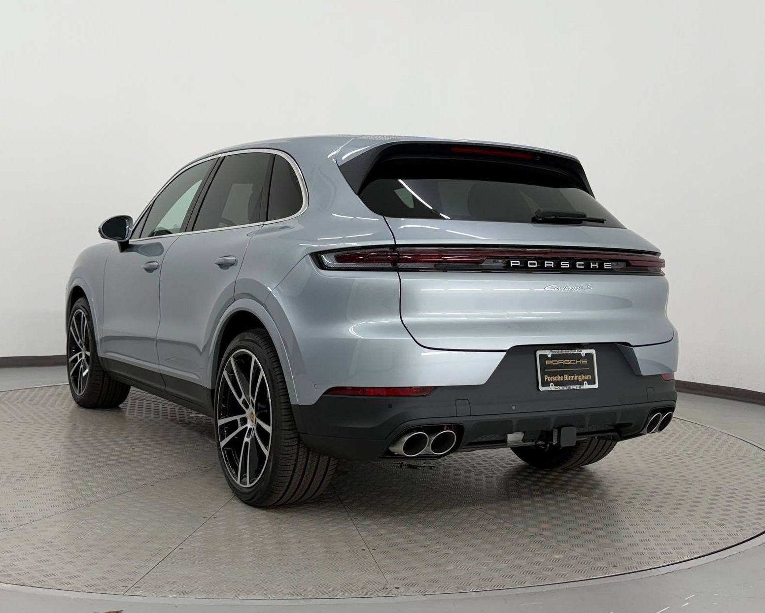 New 2026 Porsche Cayenne S AWD/4WD image 3