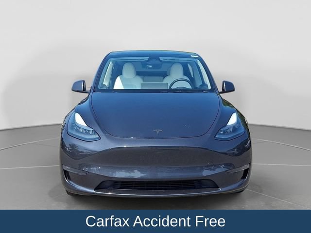 Used 2024 Tesla Model Y Long Range AWD/4WD image 2