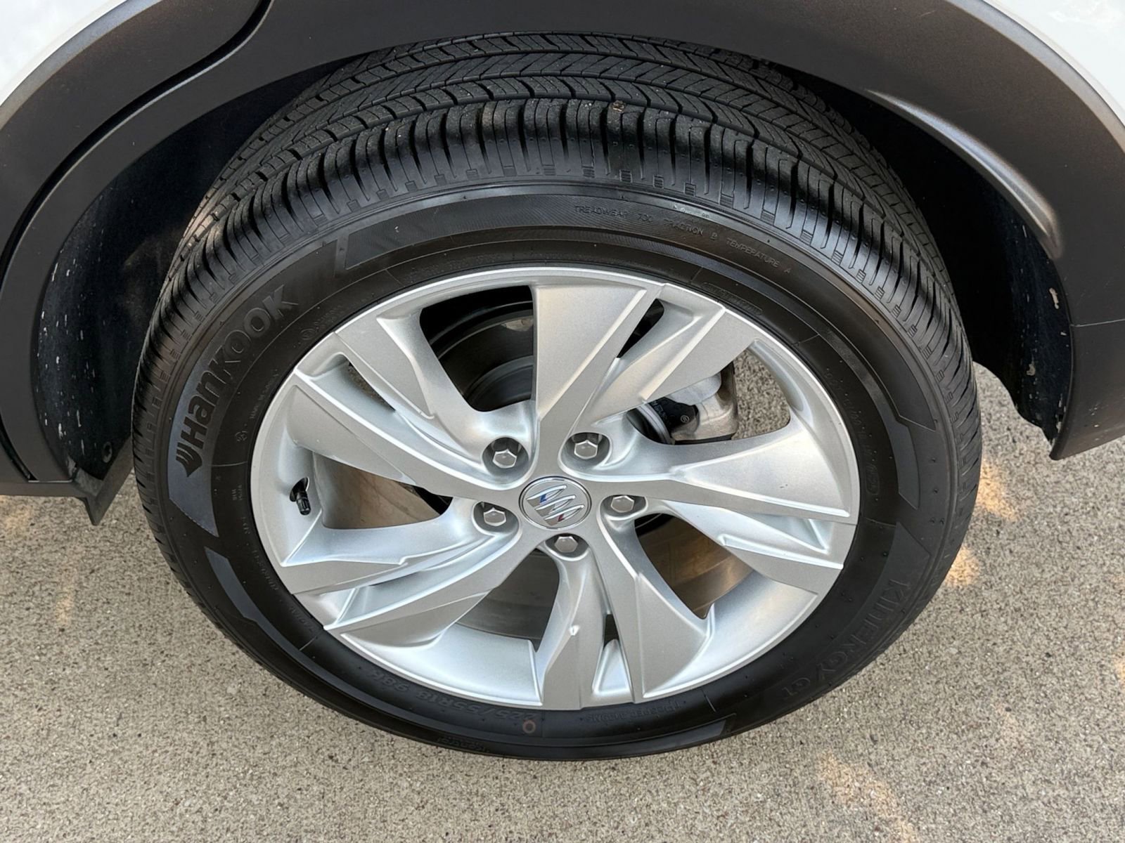 Used 2025 Buick Encore GX Preferred FWD image 30