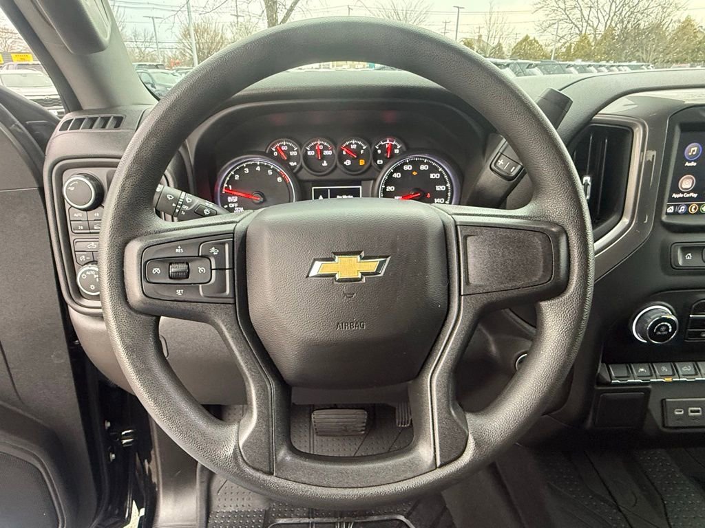 Used 2023 Chevrolet Silverado 1500 Custom image 16