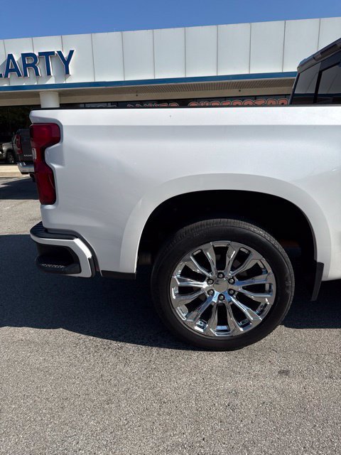 Used 2019 Chevrolet Silverado 1500 High Country w/ Trailer Camera Package AWD/4WD image 11