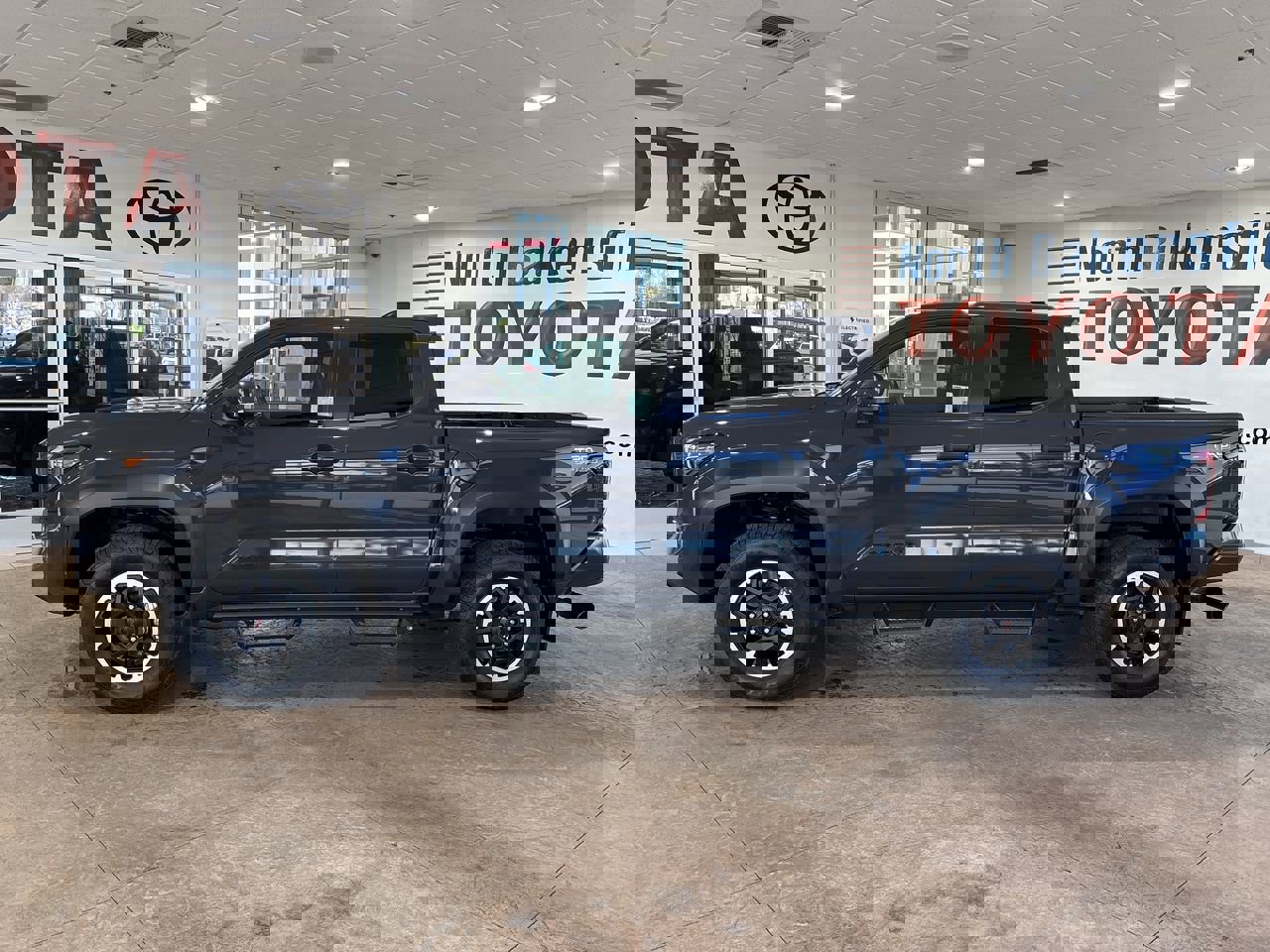 Certified 2024 Toyota Tacoma TRD Off-Road w/ TRD Off Road Premium Package image 7