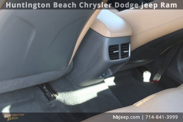 Used 2022 Hyundai Sonata Limited w/ Winter Weather Package image 20