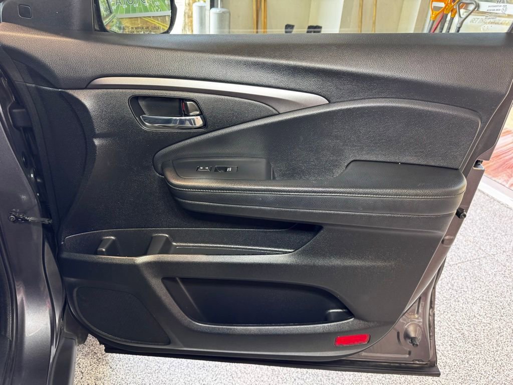 Used 2021 Honda Pilot Special Edition image 47