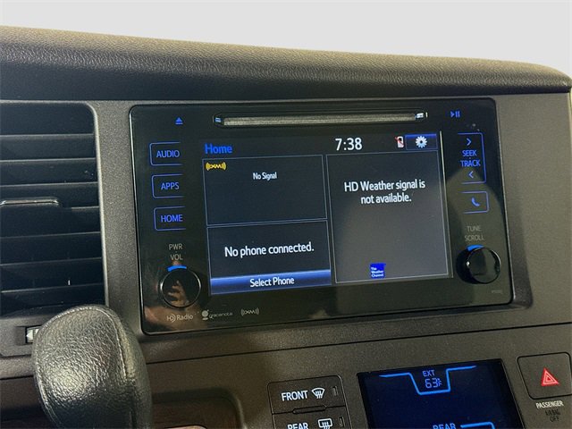 Used 2016 Toyota Sienna LE image 21