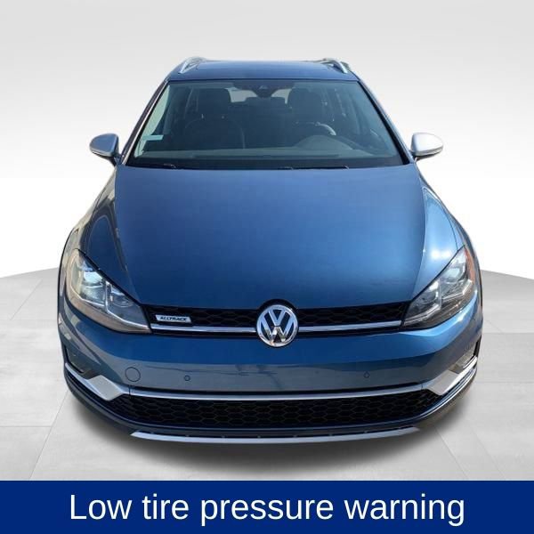 Used 2018 Volkswagen Golf Alltrack SE image 9