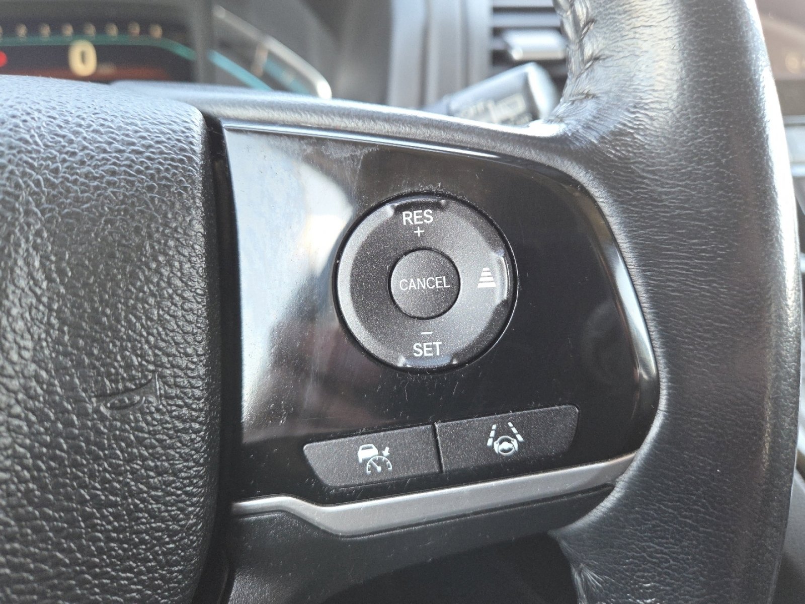 Used 2022 Honda Odyssey Touring image 9