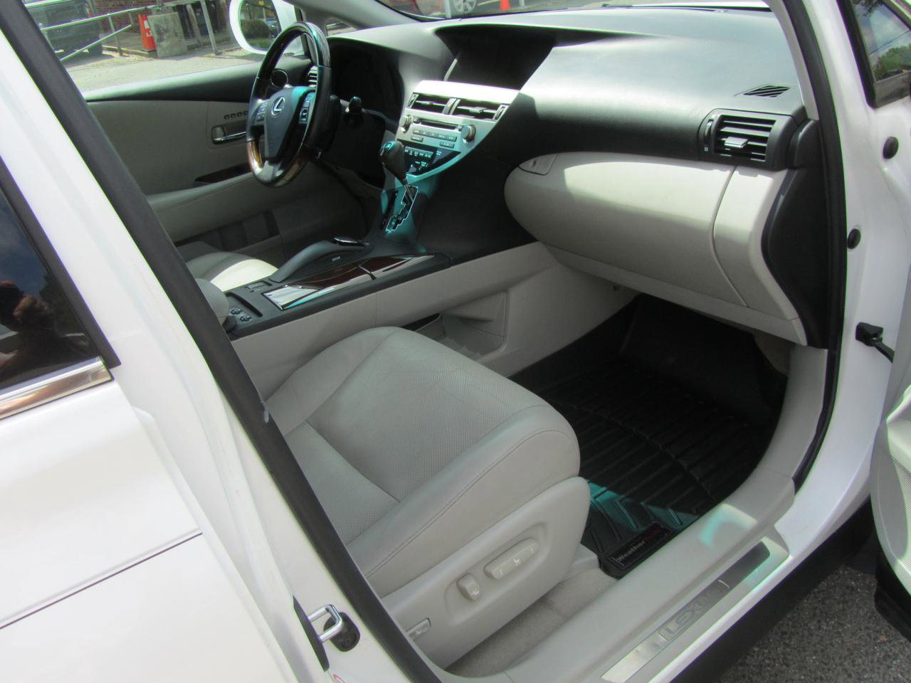 Used 2010 Lexus RX 350 AWD image 21
