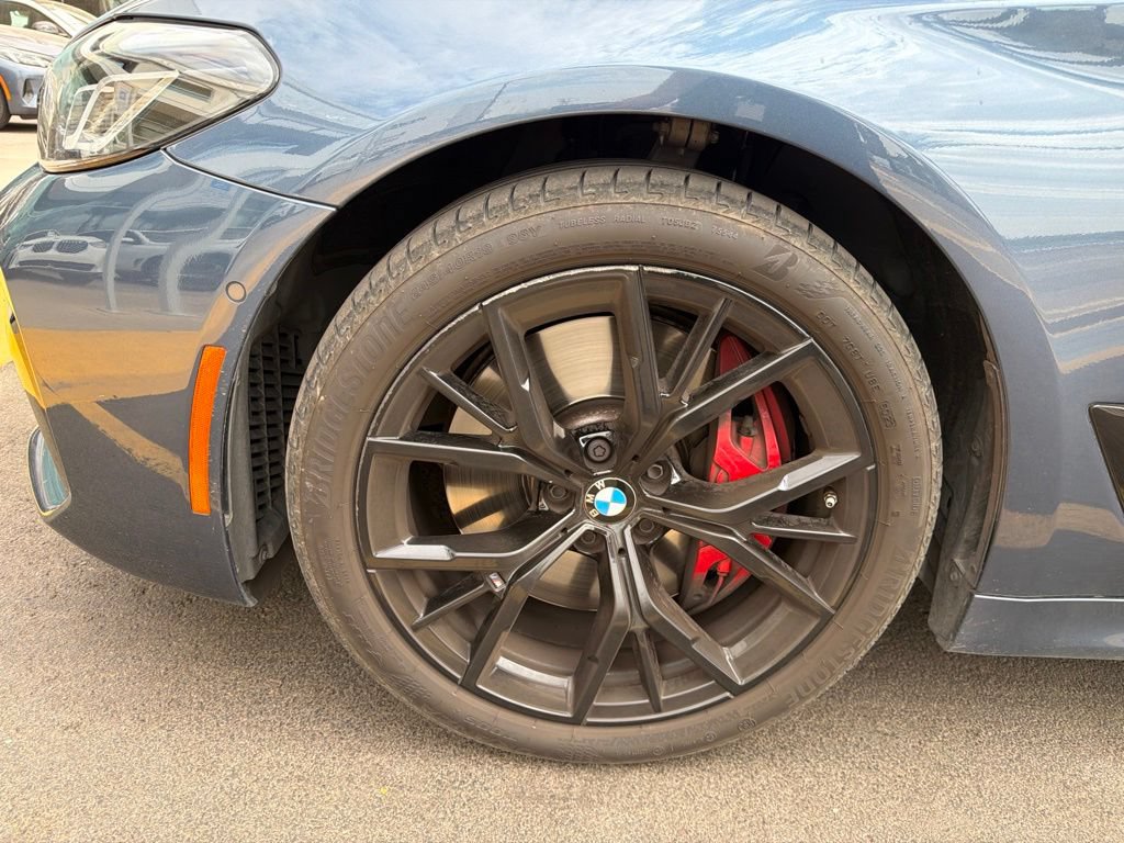 Used 2023 BMW 540i w/ Executive Package RWD image 10