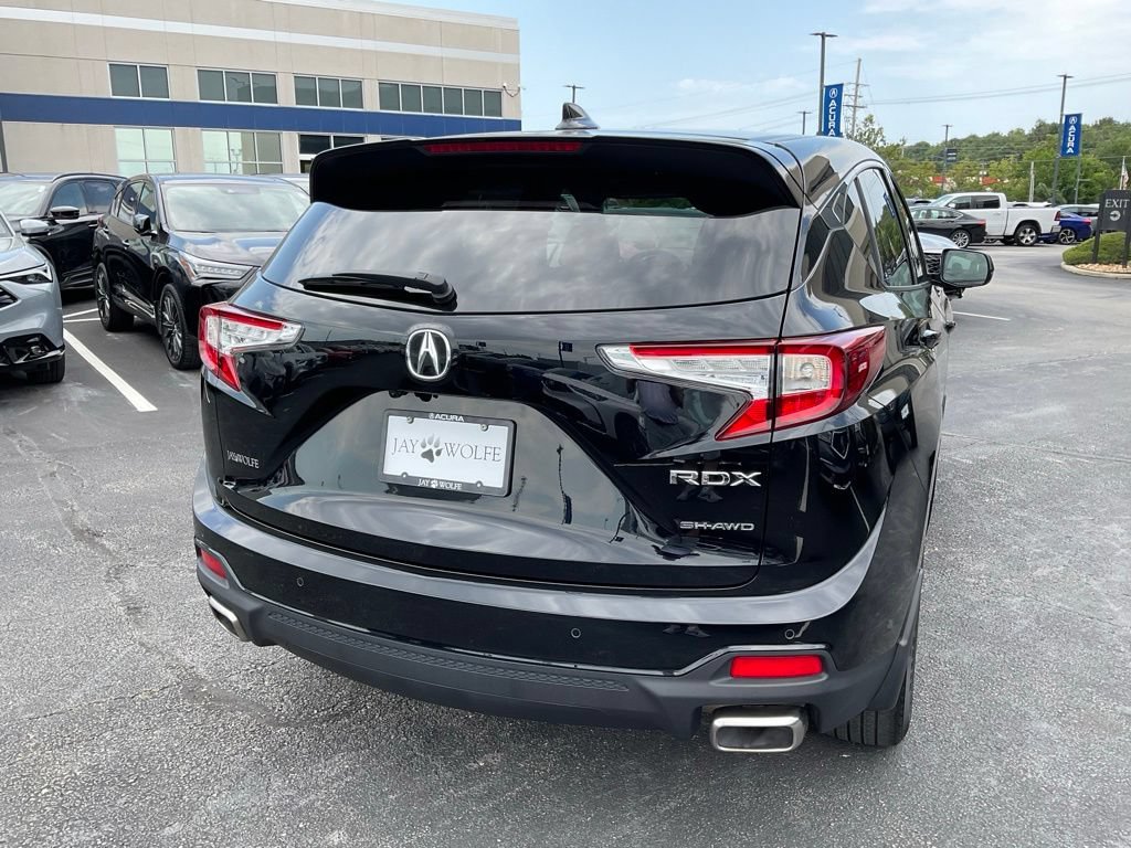 Certified 2024 Acura RDX w/ Technology Package AWD/4WD image 6