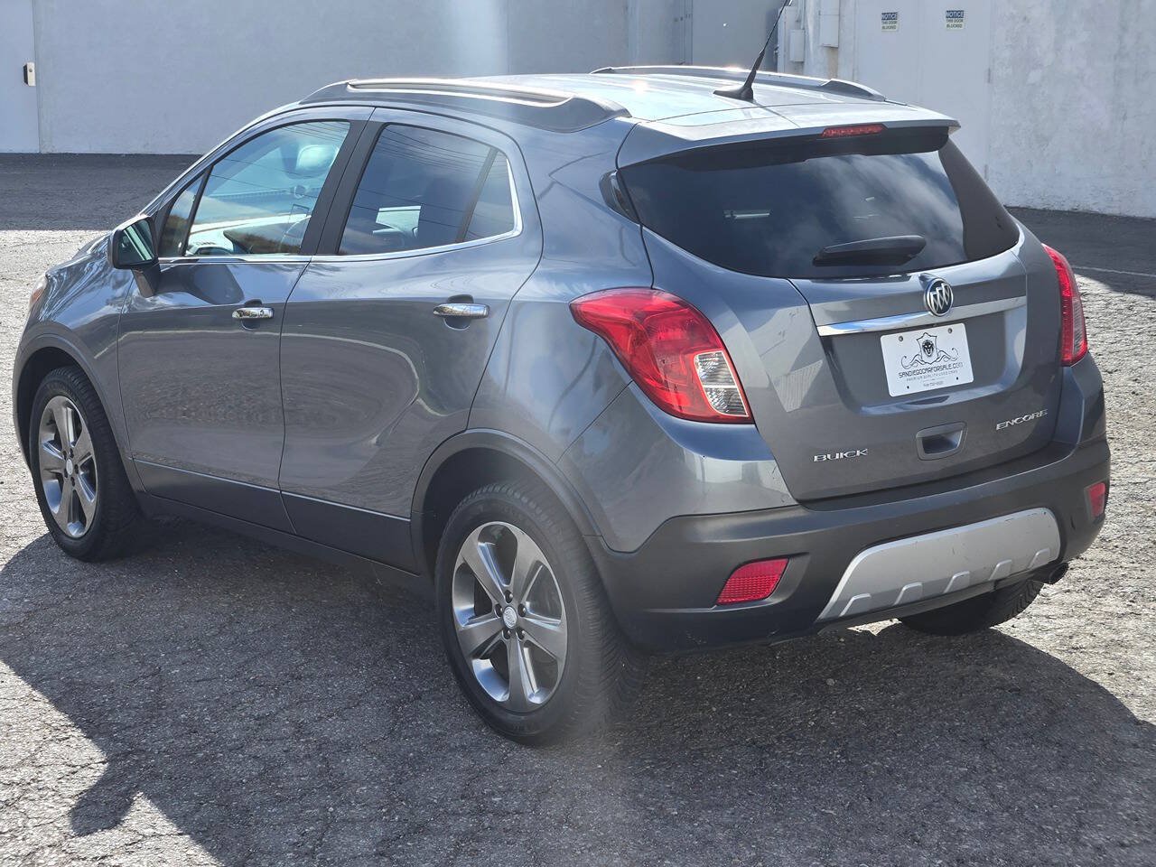 Used 2013 Buick Encore FWD image 9