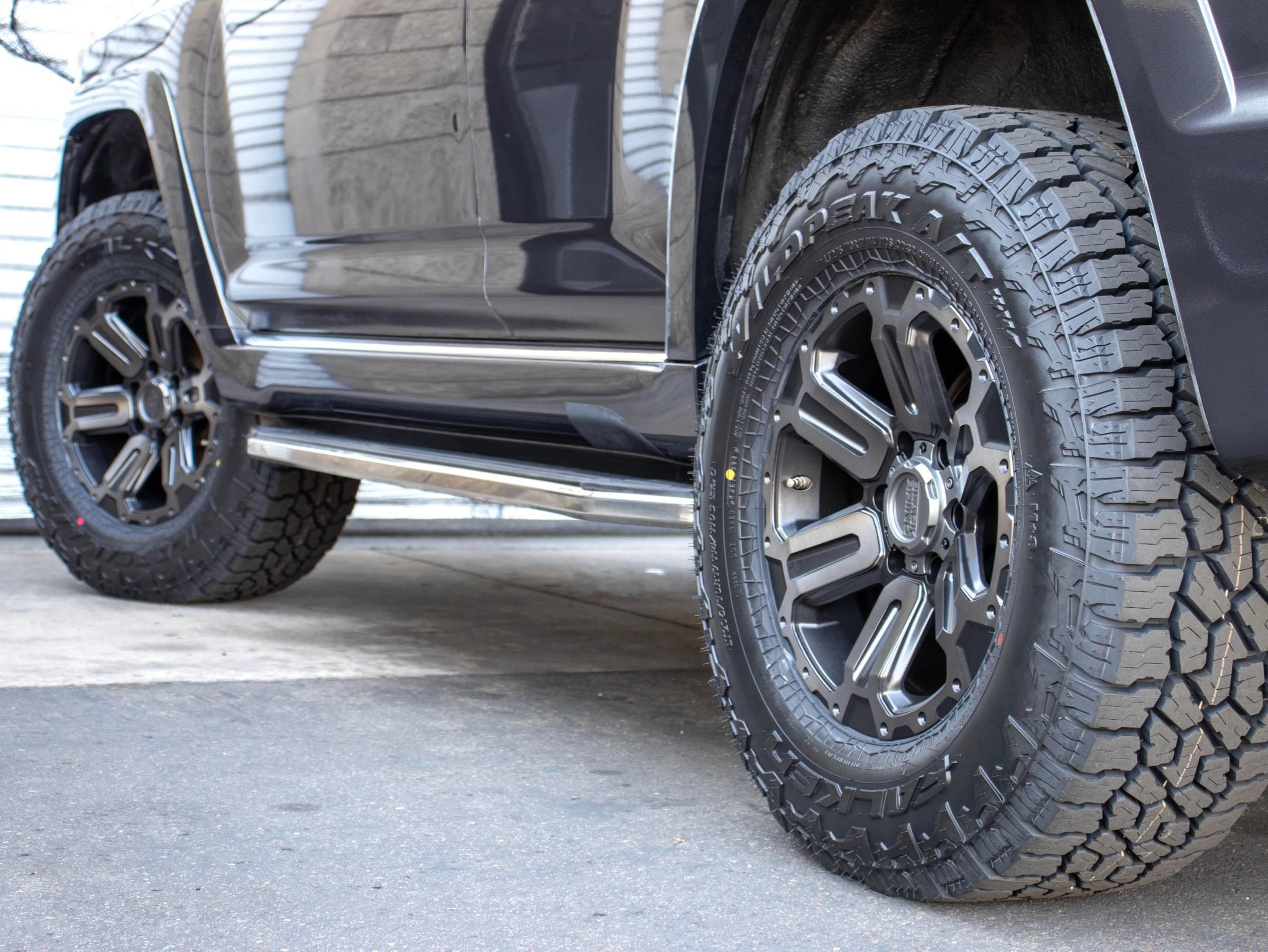 Used 2014 Toyota 4Runner Limited AWD/4WD image 11