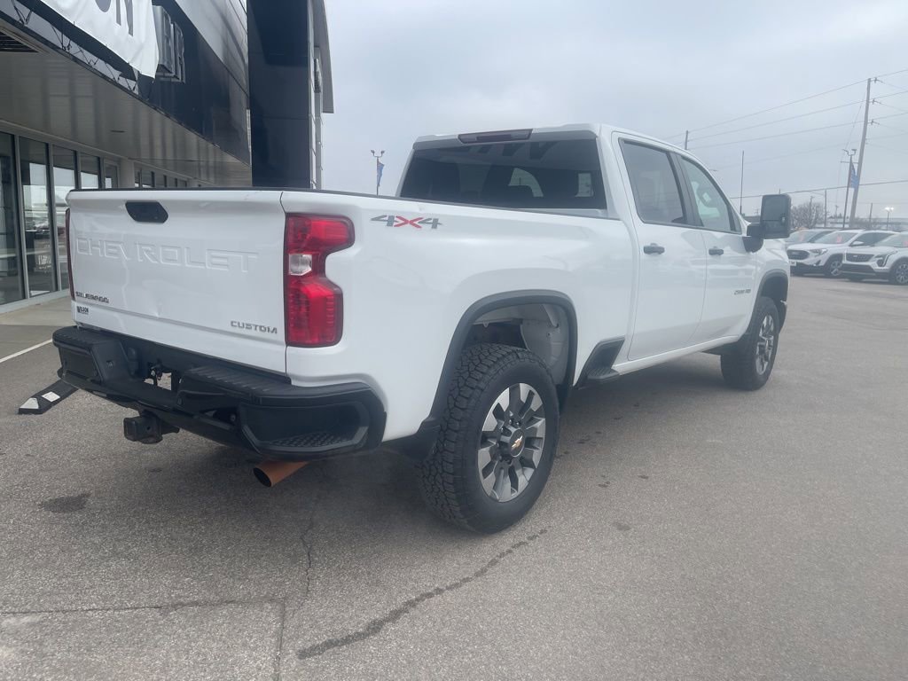 Used 2024 Chevrolet Silverado 2500 Custom w/ Custom Value Package image 7