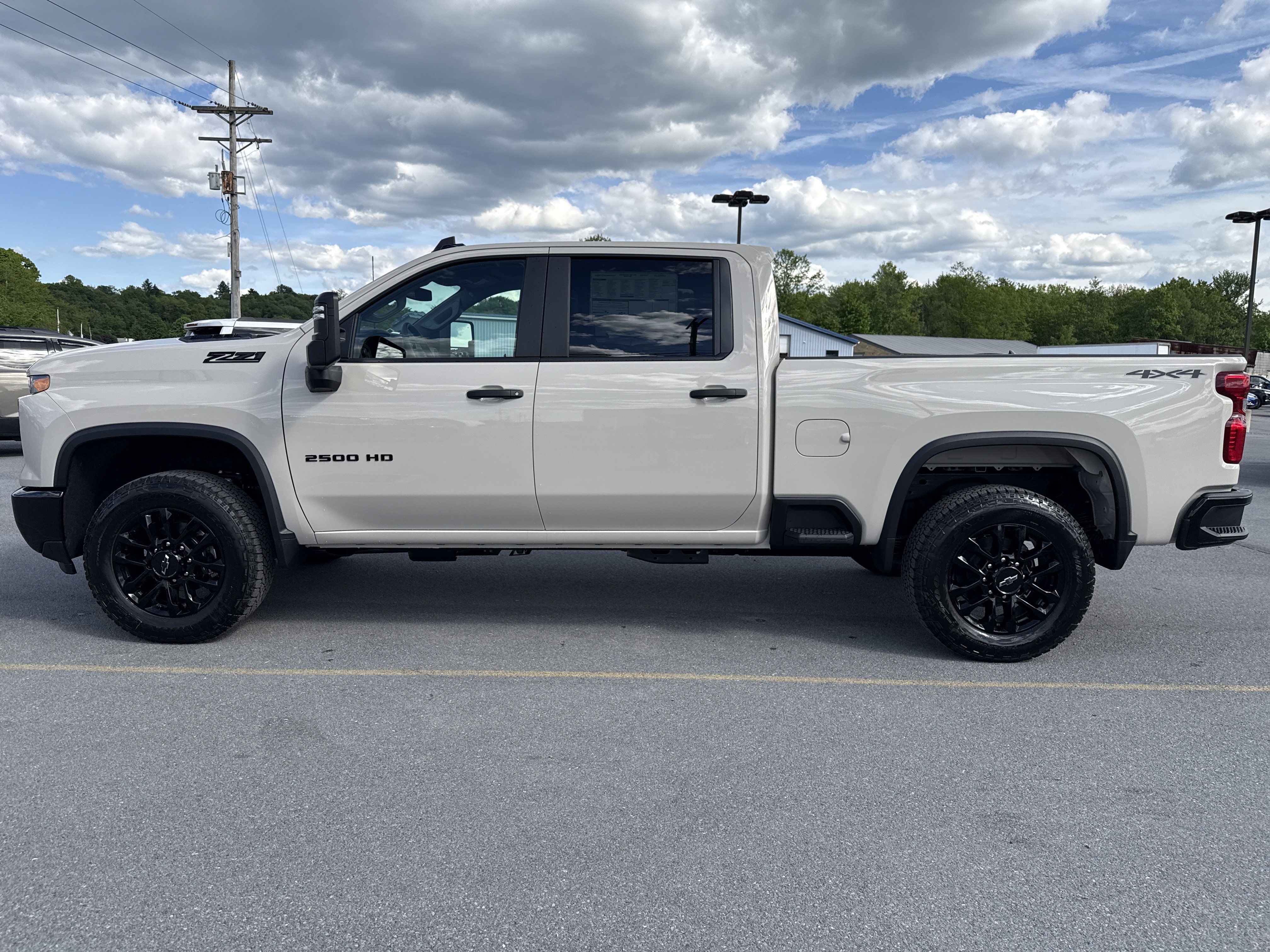 New 2026 Chevrolet Silverado 2500 Custom w/ Custom Value Package AWD/4WD image 9