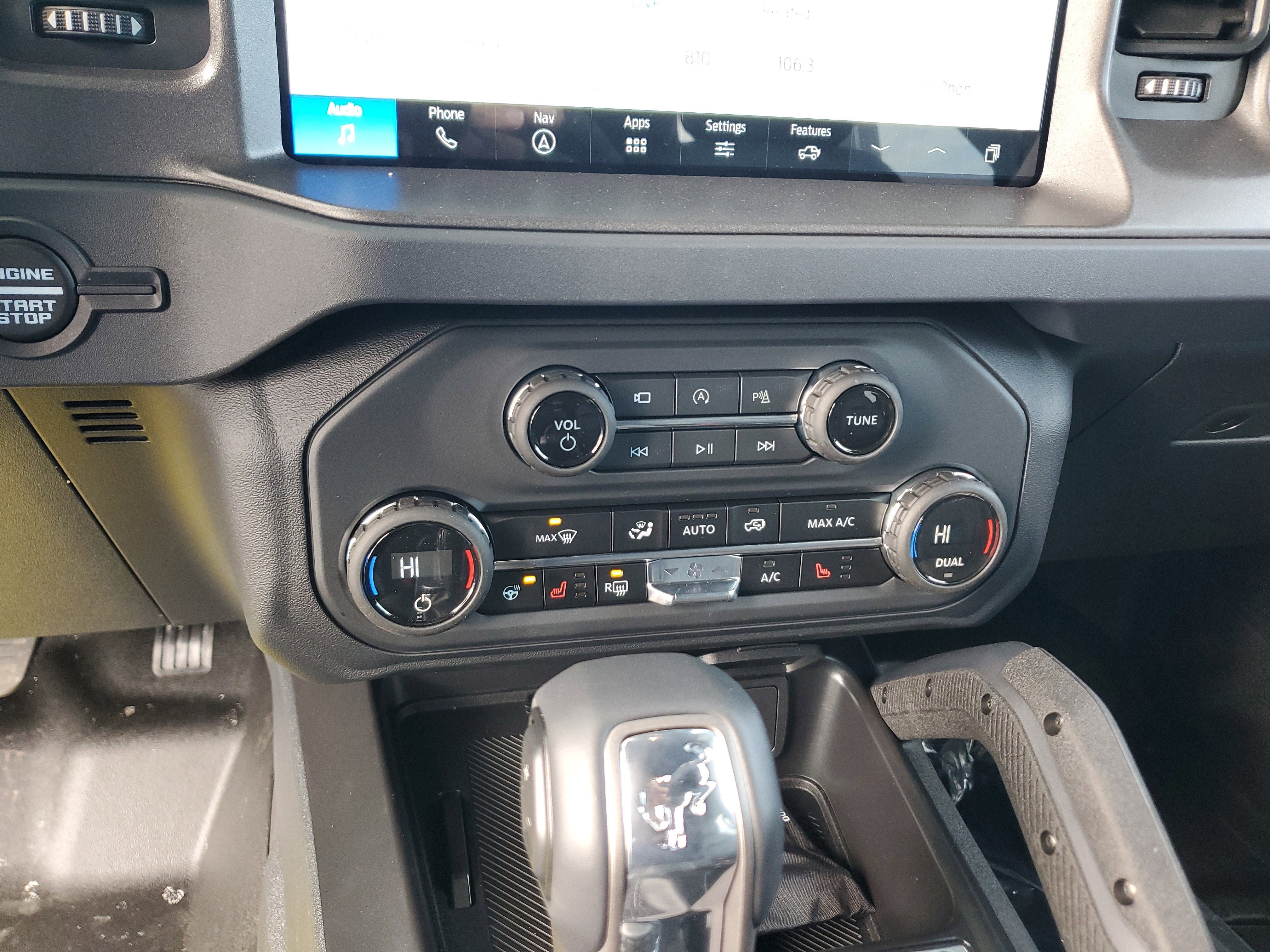 New 2025 Ford Bronco Badlands AWD/4WD image 16