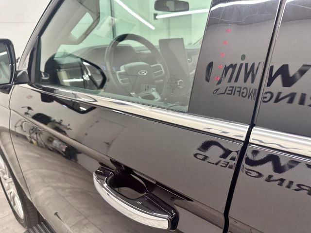 Certified 2024 Ford Expedition Limited image 23