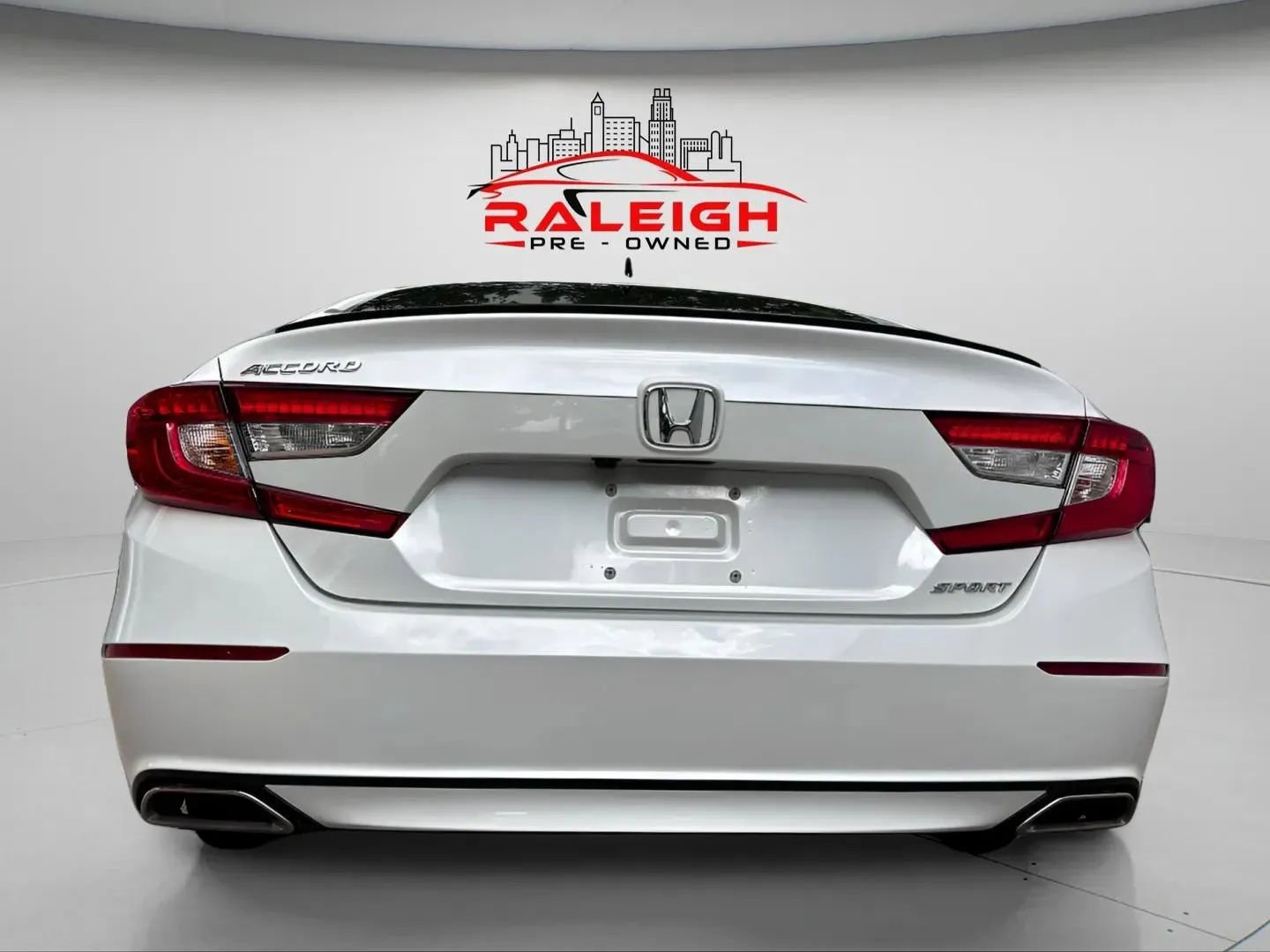 Used 2022 Honda Accord Sport image 6