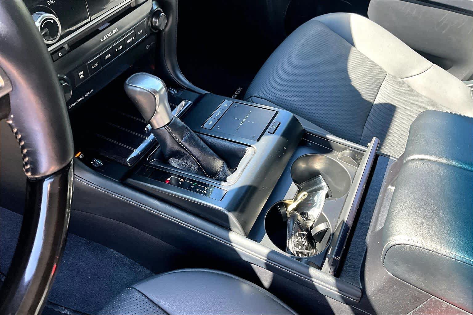 Used 2023 Lexus GX 460 Premium w/ Premium Package AWD/4WD image 16