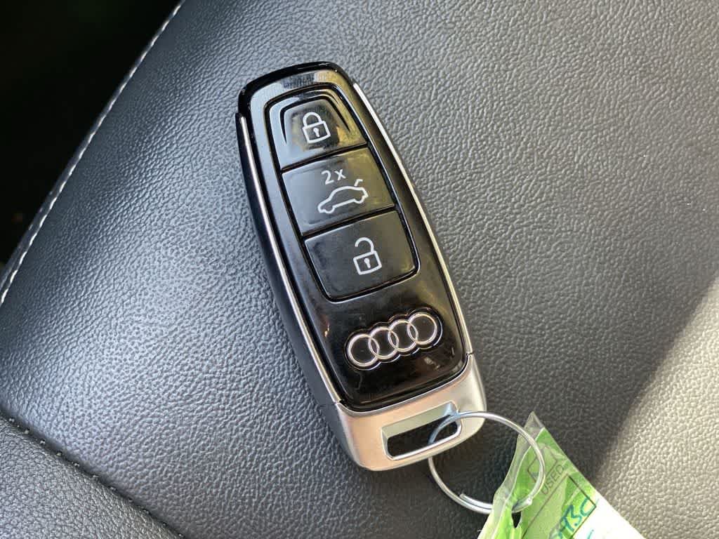Used 2025 Audi Q7 3.0T Premium Plus AWD/4WD image 29